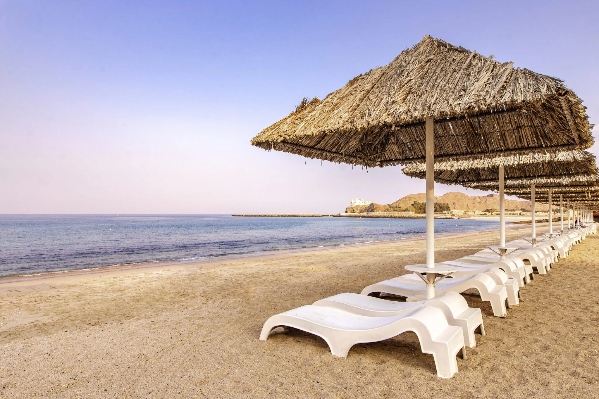Royal Beach Hotel & Resort - Beach club in Fujairah