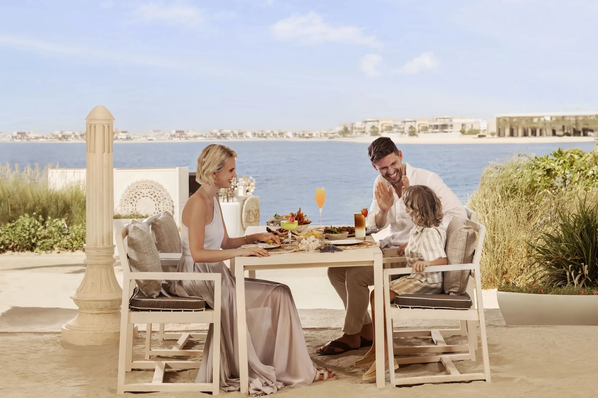 Zenzi Beach - Beach club in Dubai