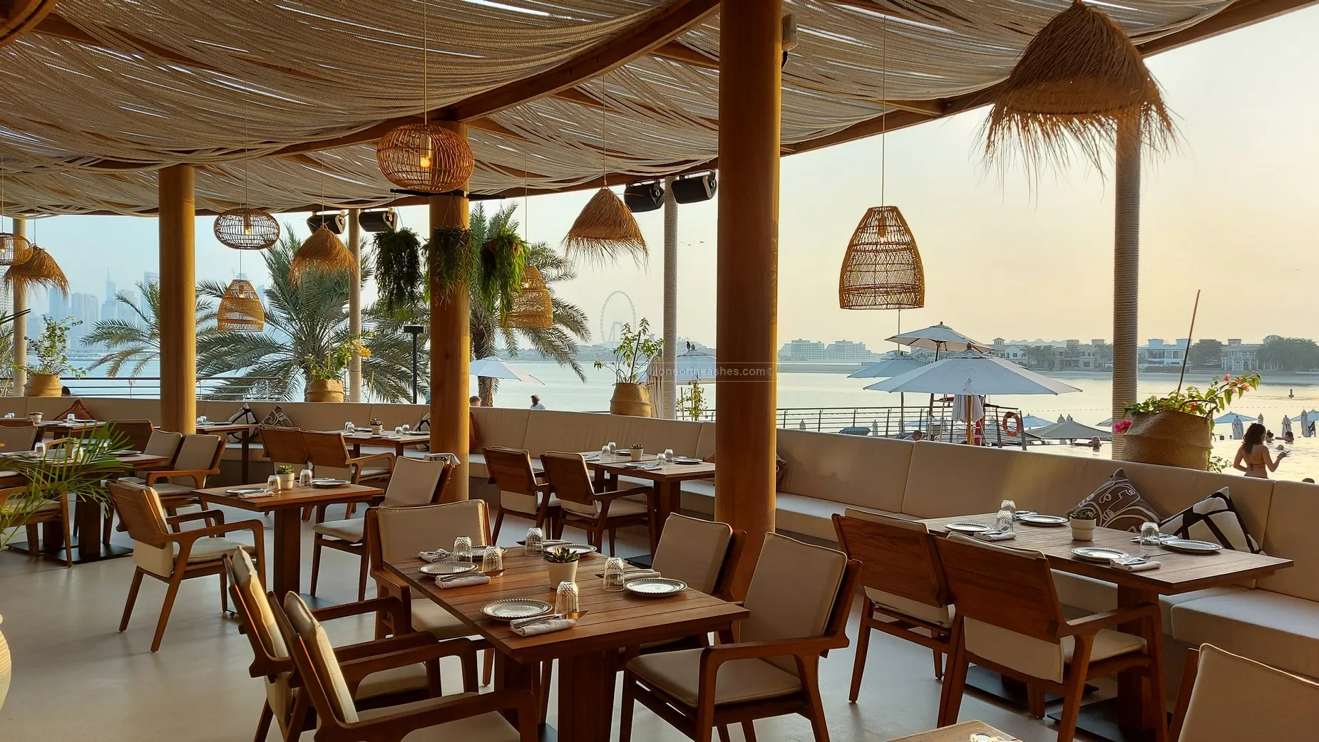 Ula - Beach club in Dubai