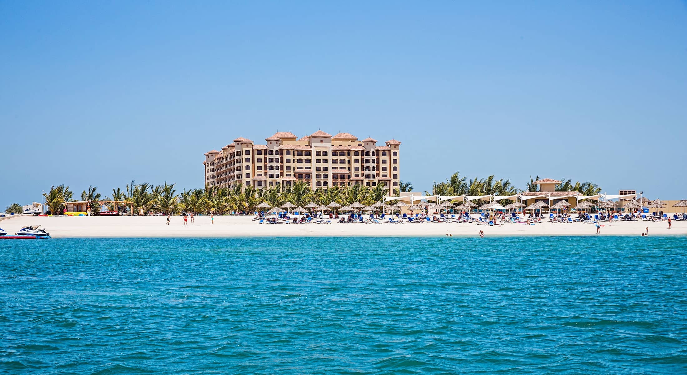 Pullman Resort Al Marjan Island - Beach club in Ras Al Khaimah