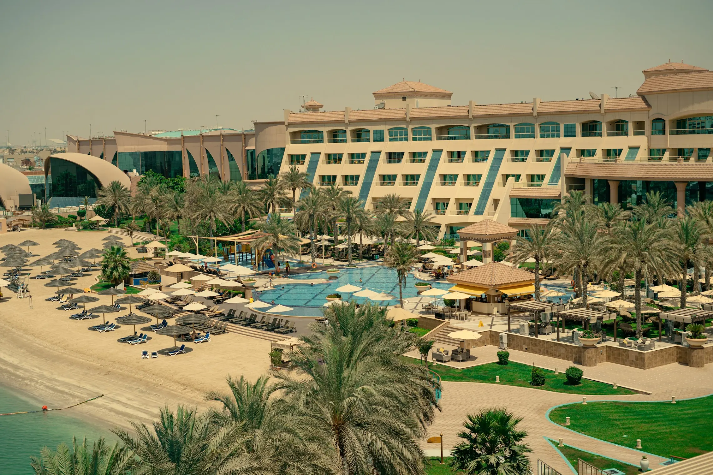 Al Raha Beach Resort & Spa - Beach club in Abu Dhabi