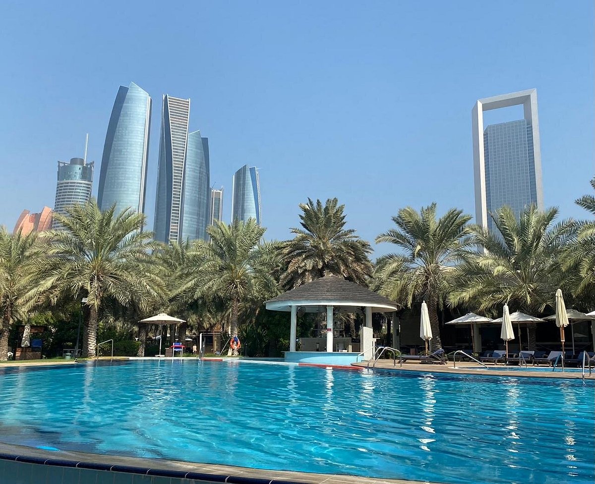 The Bayshore Beach Club in Al Bateen - View 5