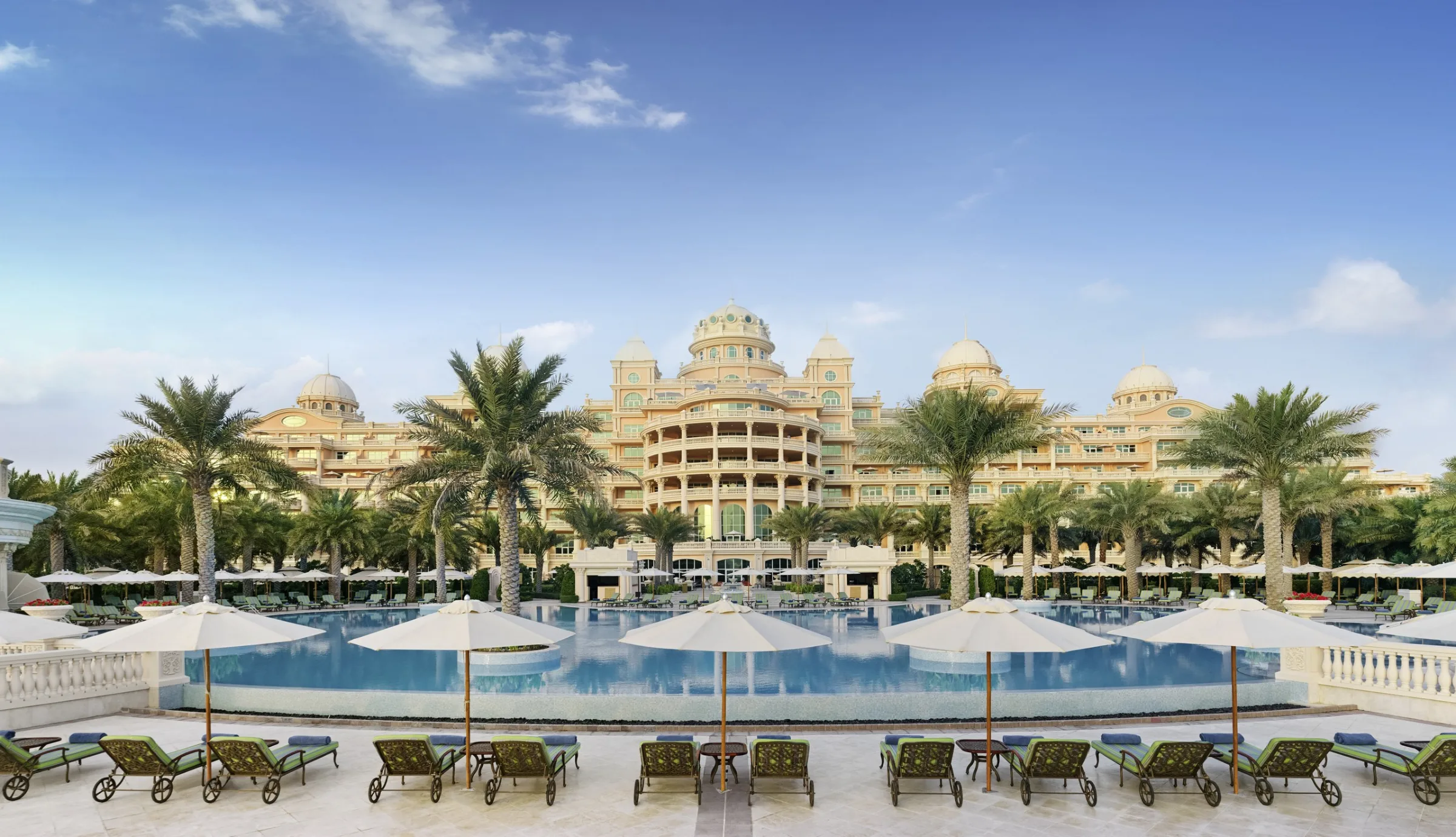Raffles The Palm Dubai - Beach club in Dubai