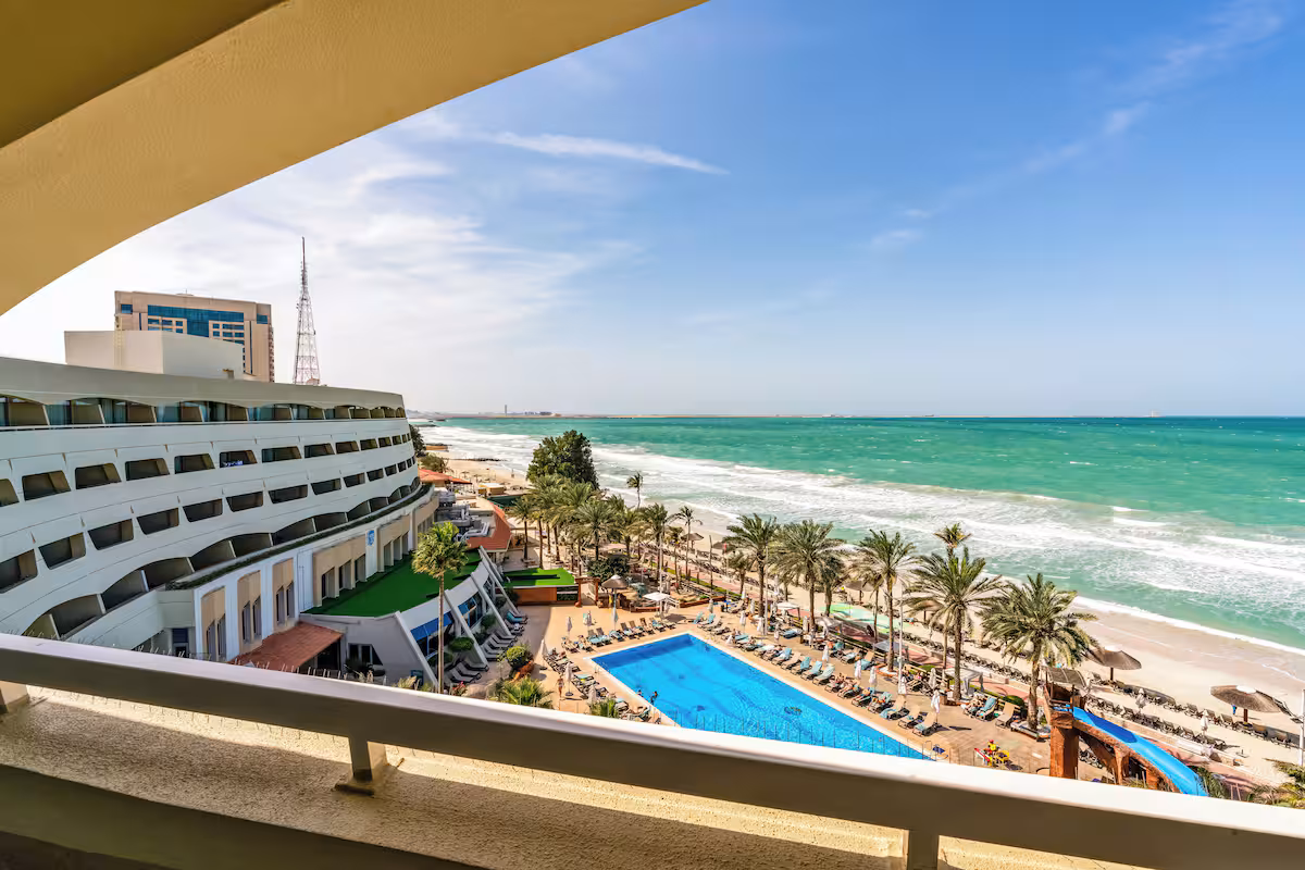 Occidental Sharjah Grand - Beach club in Sharjah